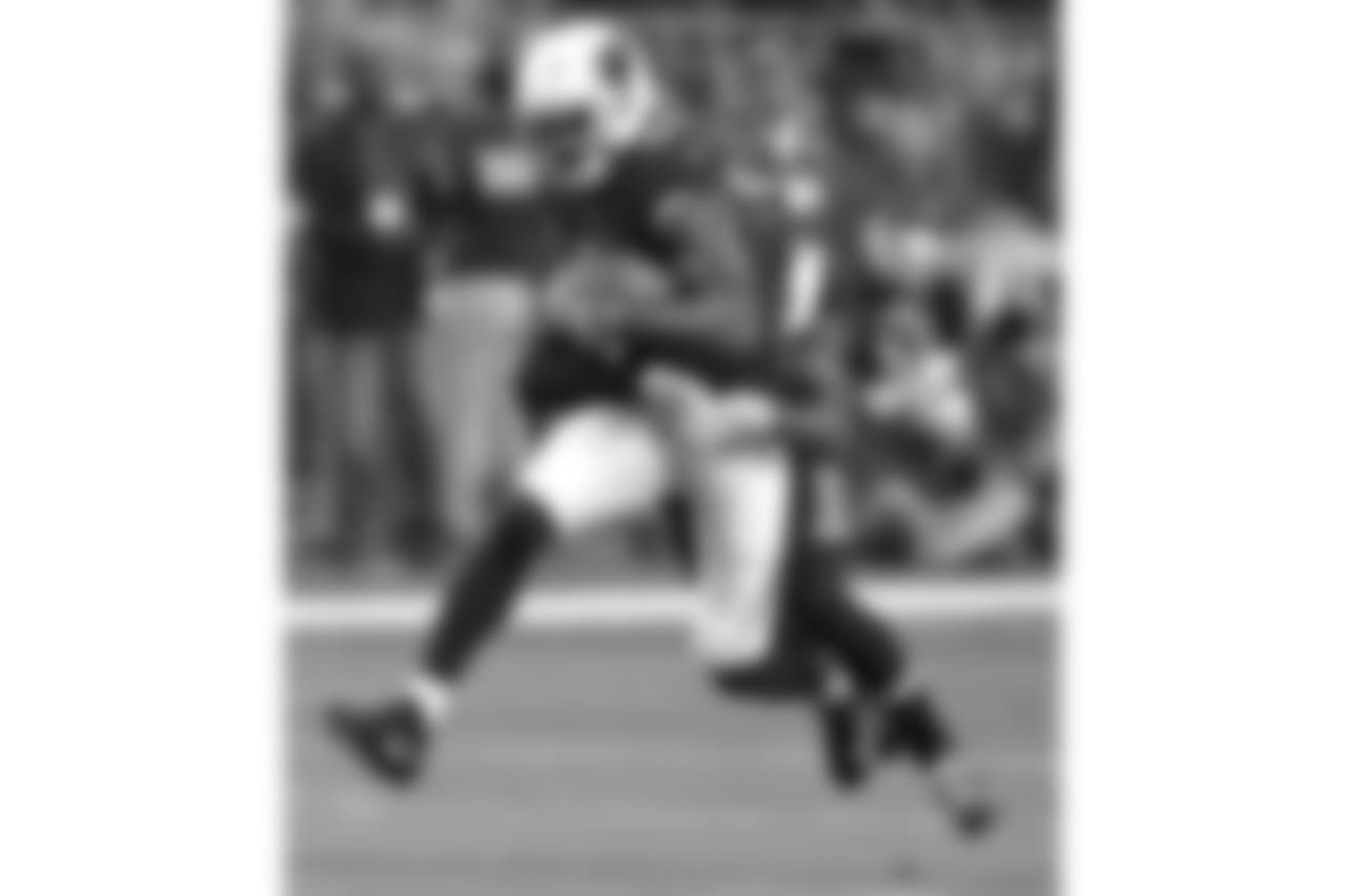 TE Ricky Seals-Jones