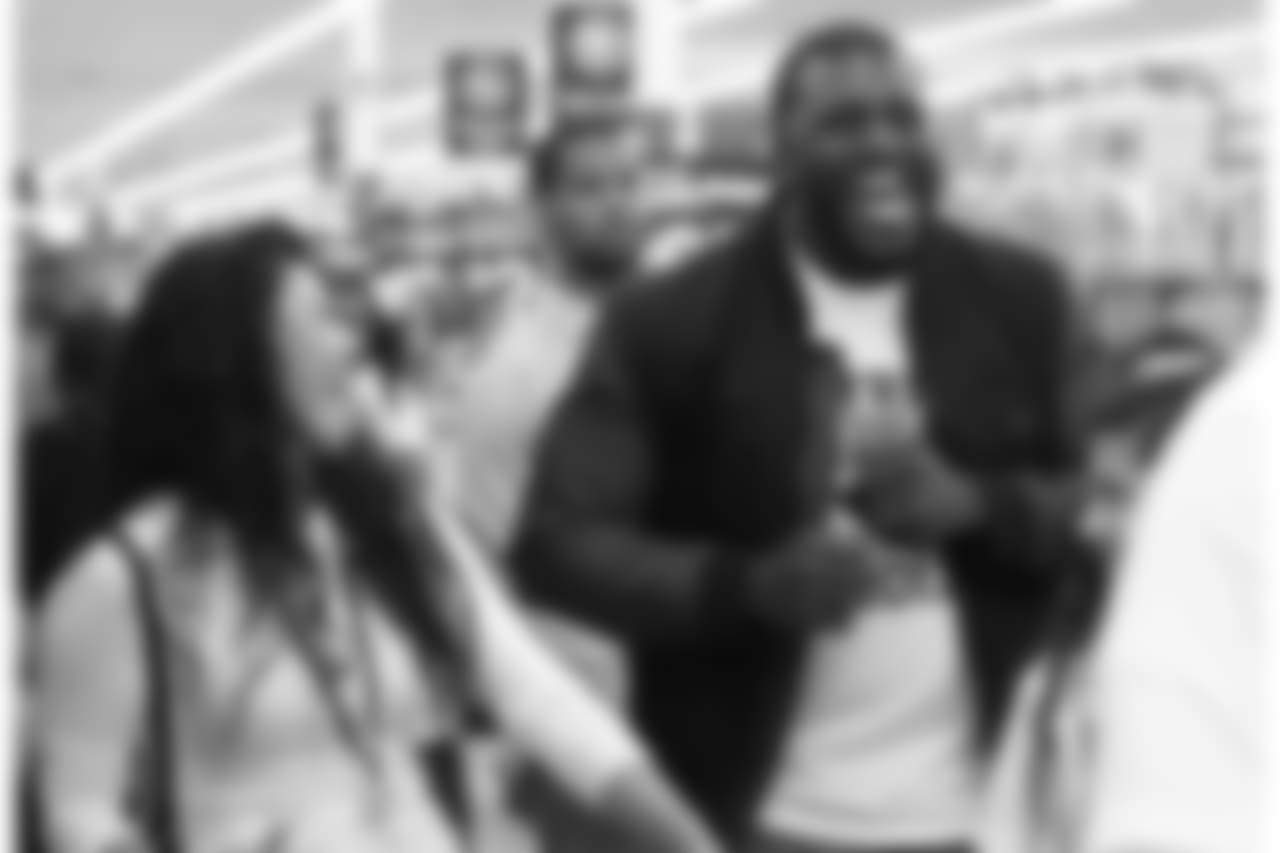 DL Rodney Gunter cracks a smile