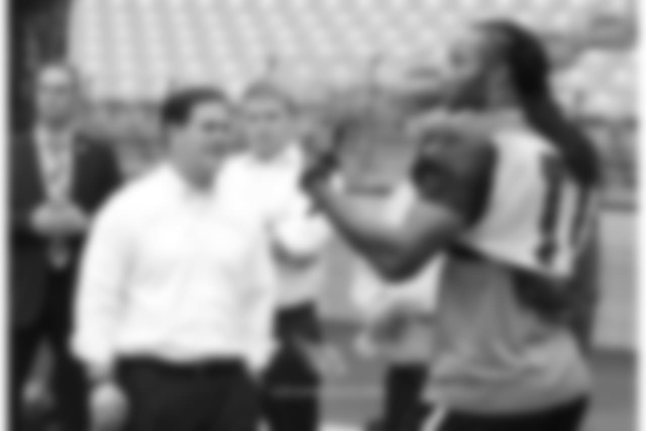 Governor Doug Ducey and WR Larry Fitzgerald