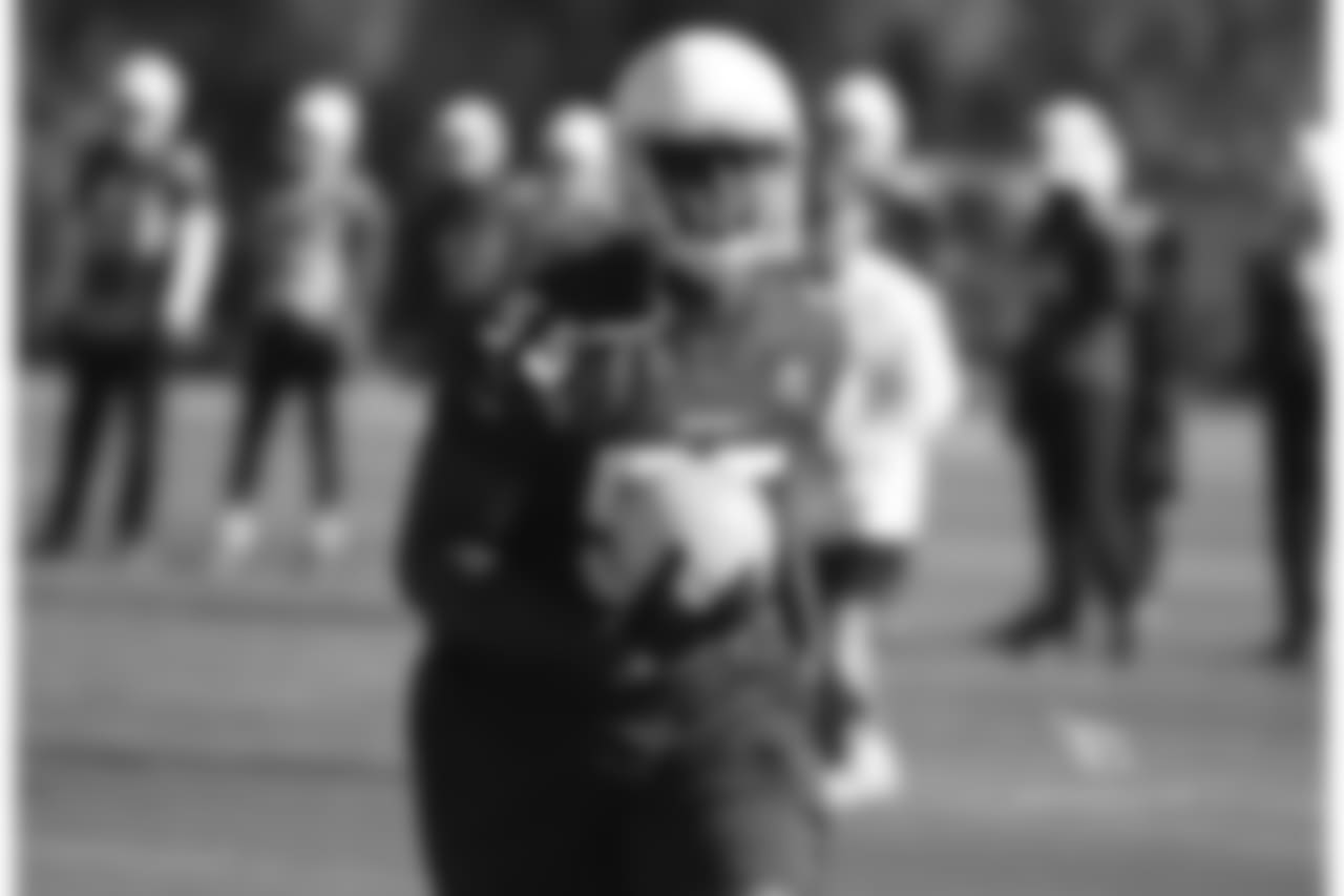 LB Chandler Jones
