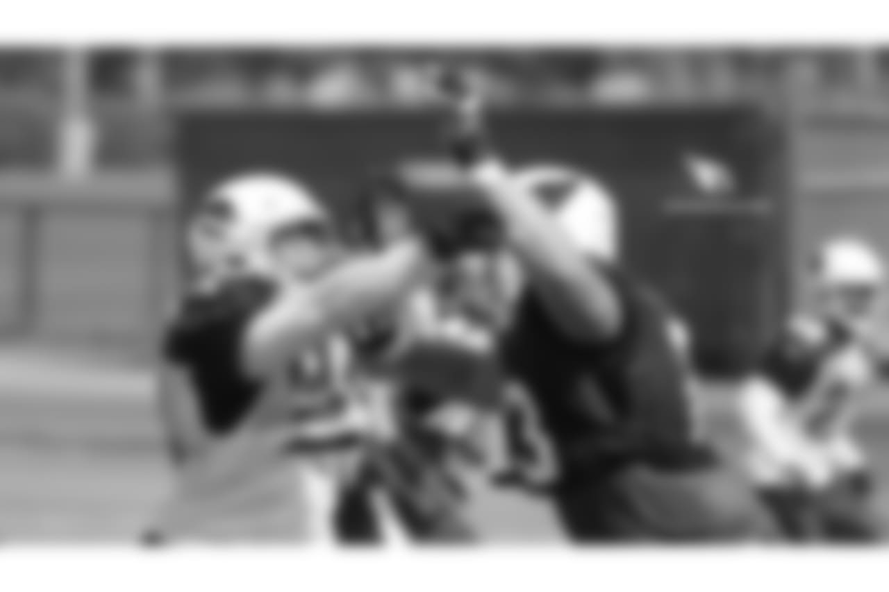 DE Alec James (left) against T John Wetzel