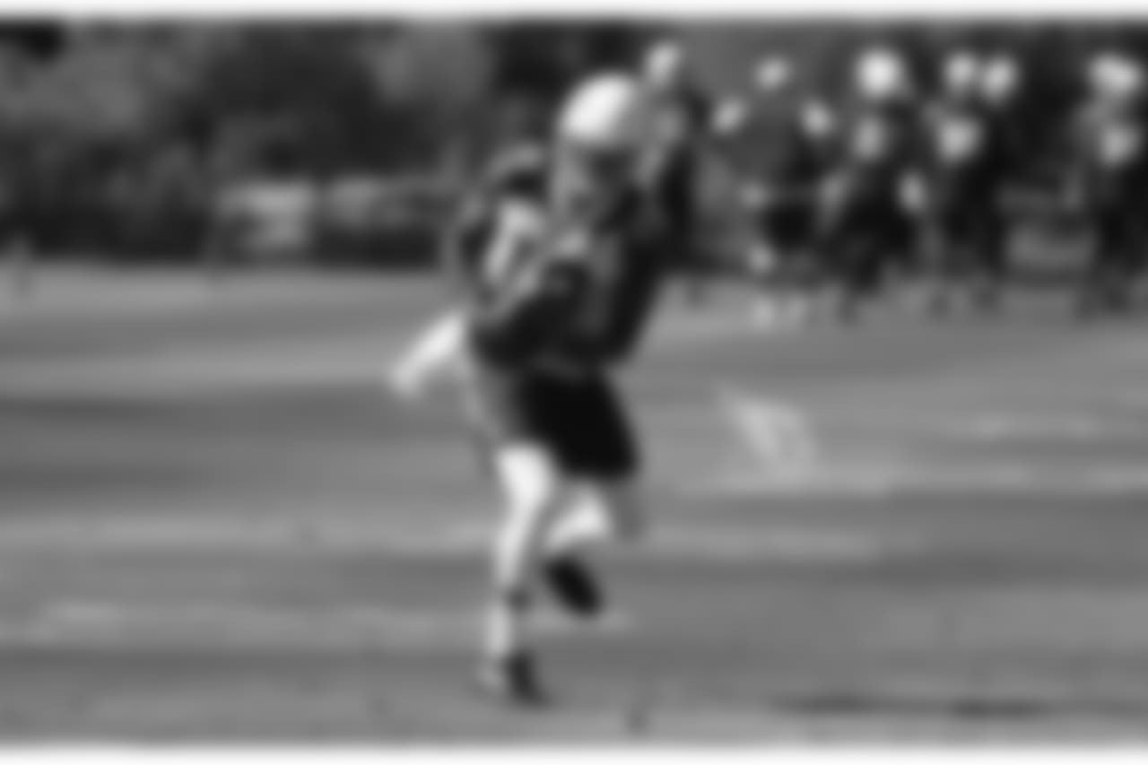 WR Carlton Agudosi
