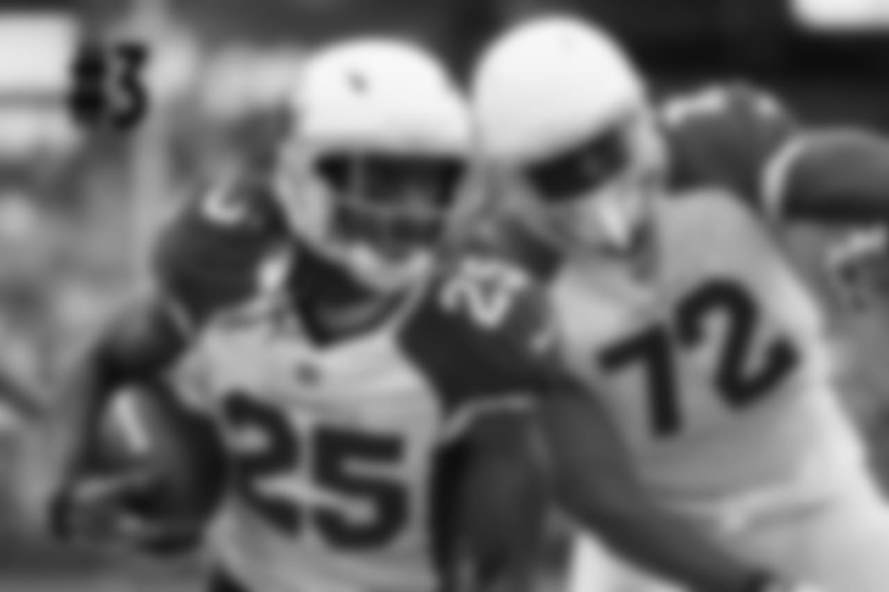 CB Tramon Williams returns a fumble