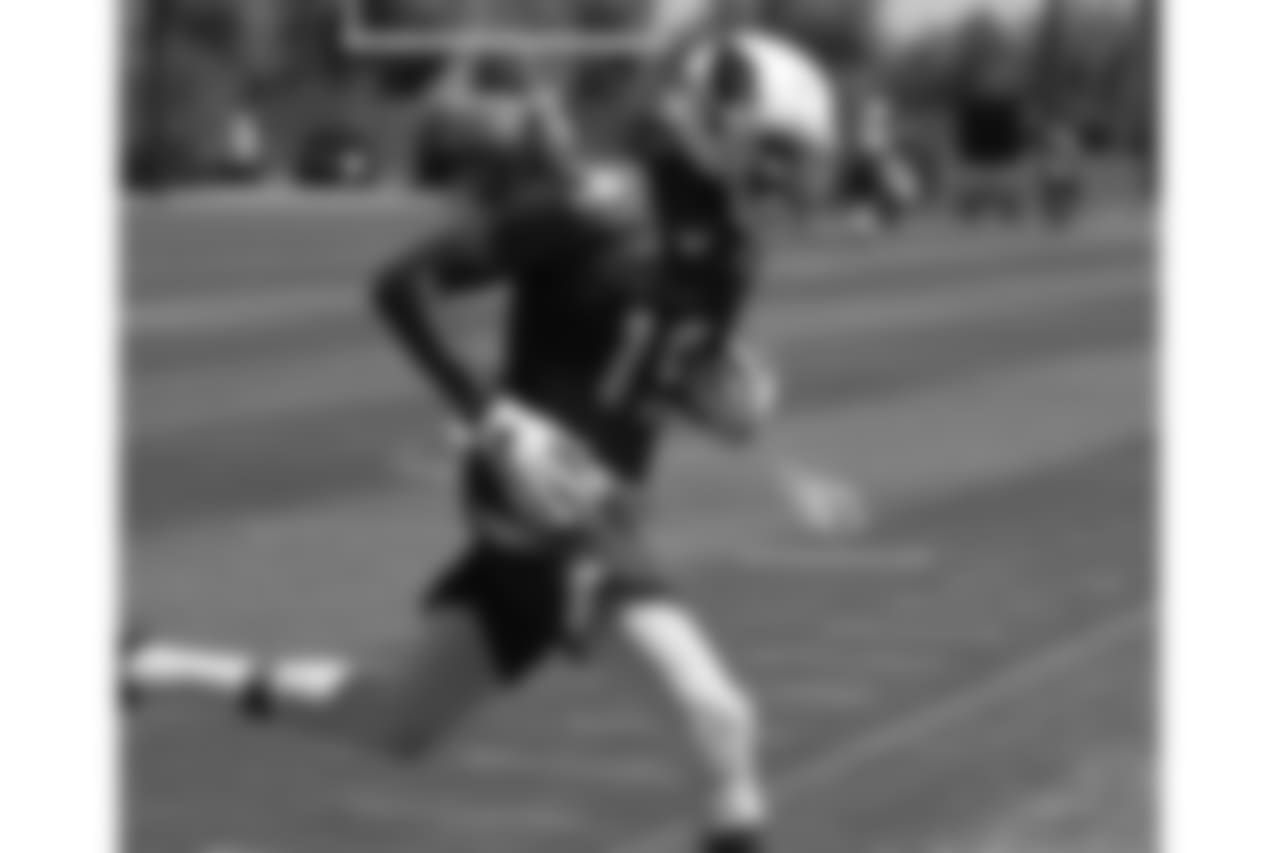 WR Carlton Agudosi