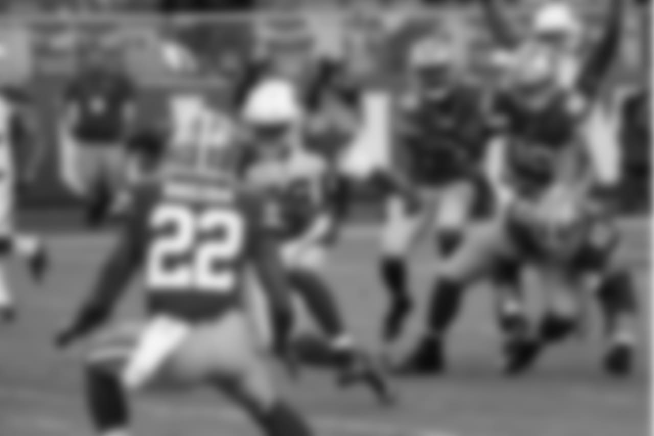 LB Karlos Dansby with the game-clinching pick against the 49ers