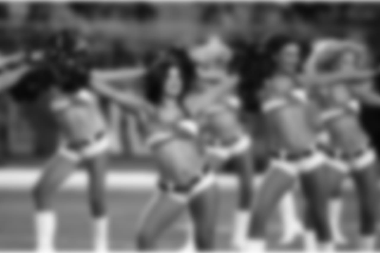 Cardinals cheerleaders perform