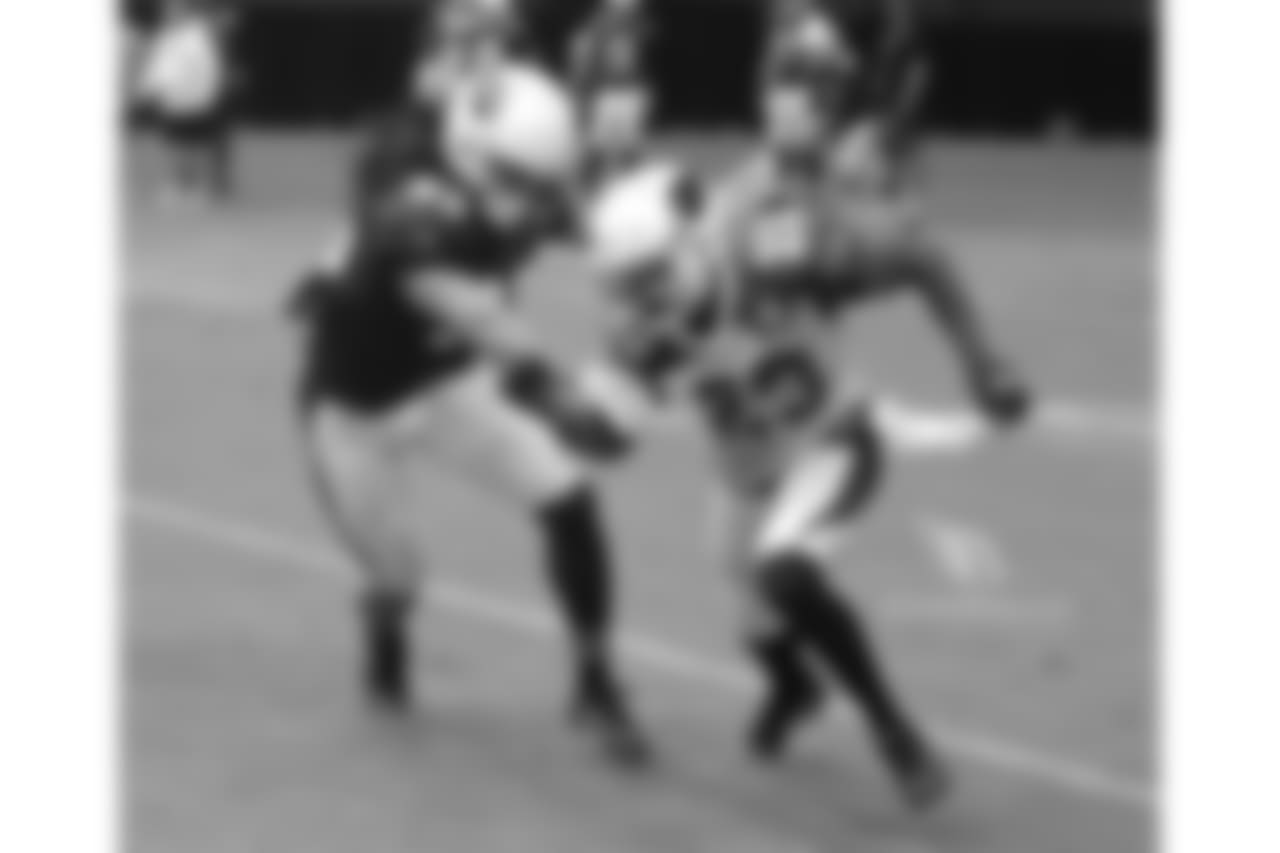 WR Krishawn Hogan vs. CB Sojourn Shelton