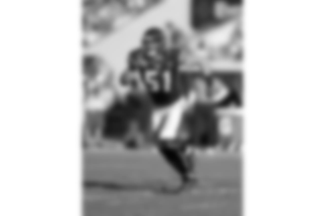 mlb_paul_posluszny_0.jpg