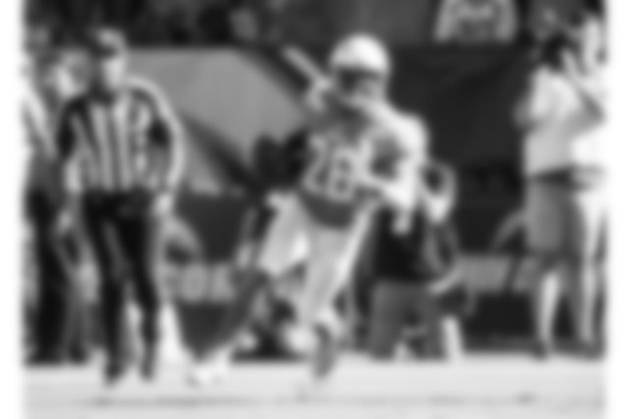 26 CB Casey Hayward