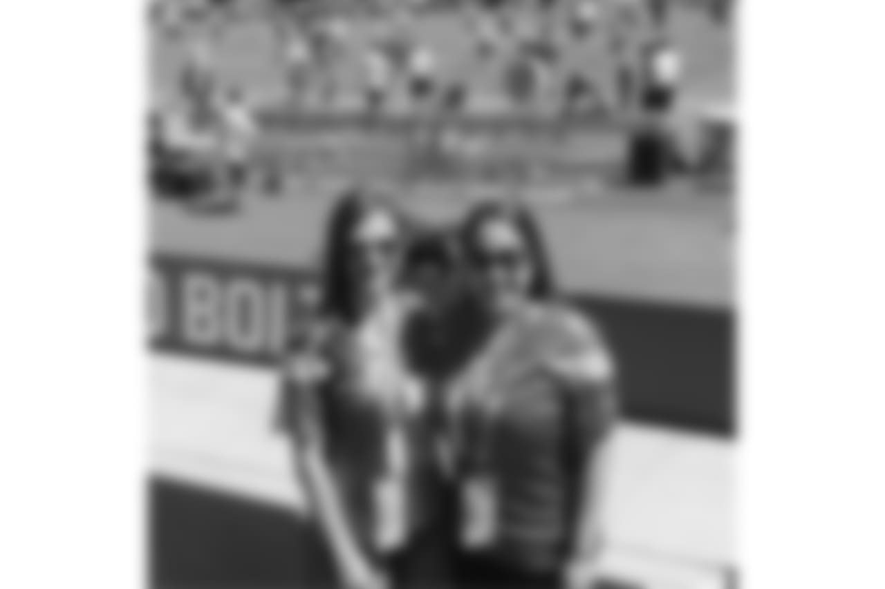 21980628_585273851823948_5051611383888609280_n.jpg
