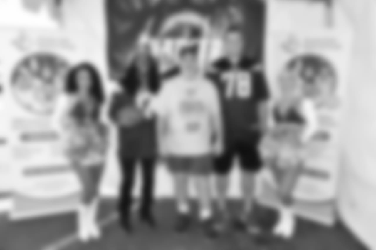 101717_crucial_catch_111.jpg