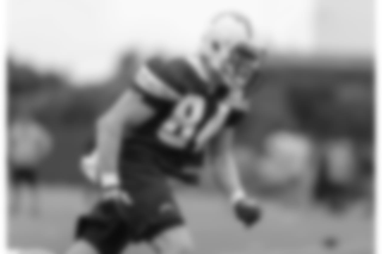 84 WR Dylan Cantrell