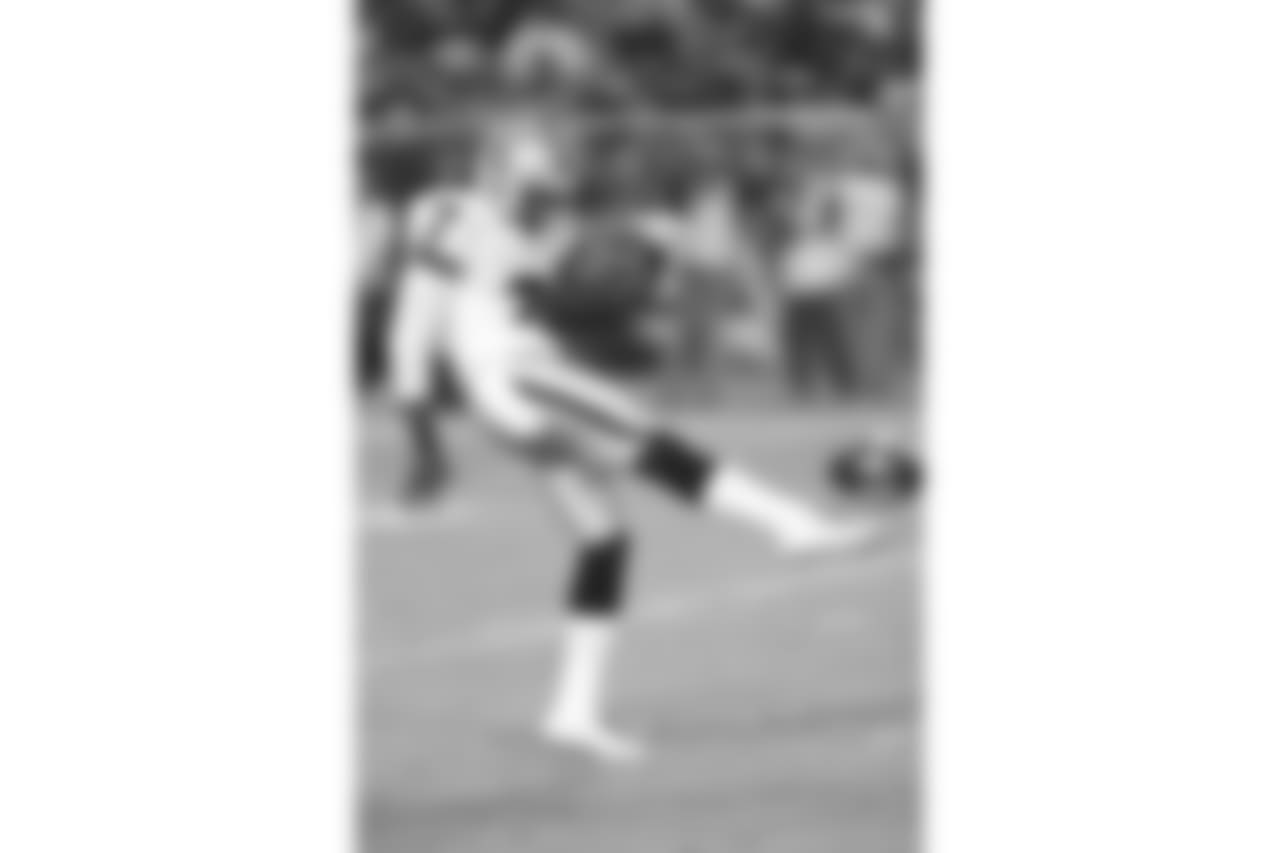 Oakland Raiders punter Marquette King (7) punts during a NFL preseason football game against the Arizona Cardinals, Friday, August 12, 2016 in Glendale, Ariz. The Raiders won the game 31-10. (Paul Jasienski via AP)