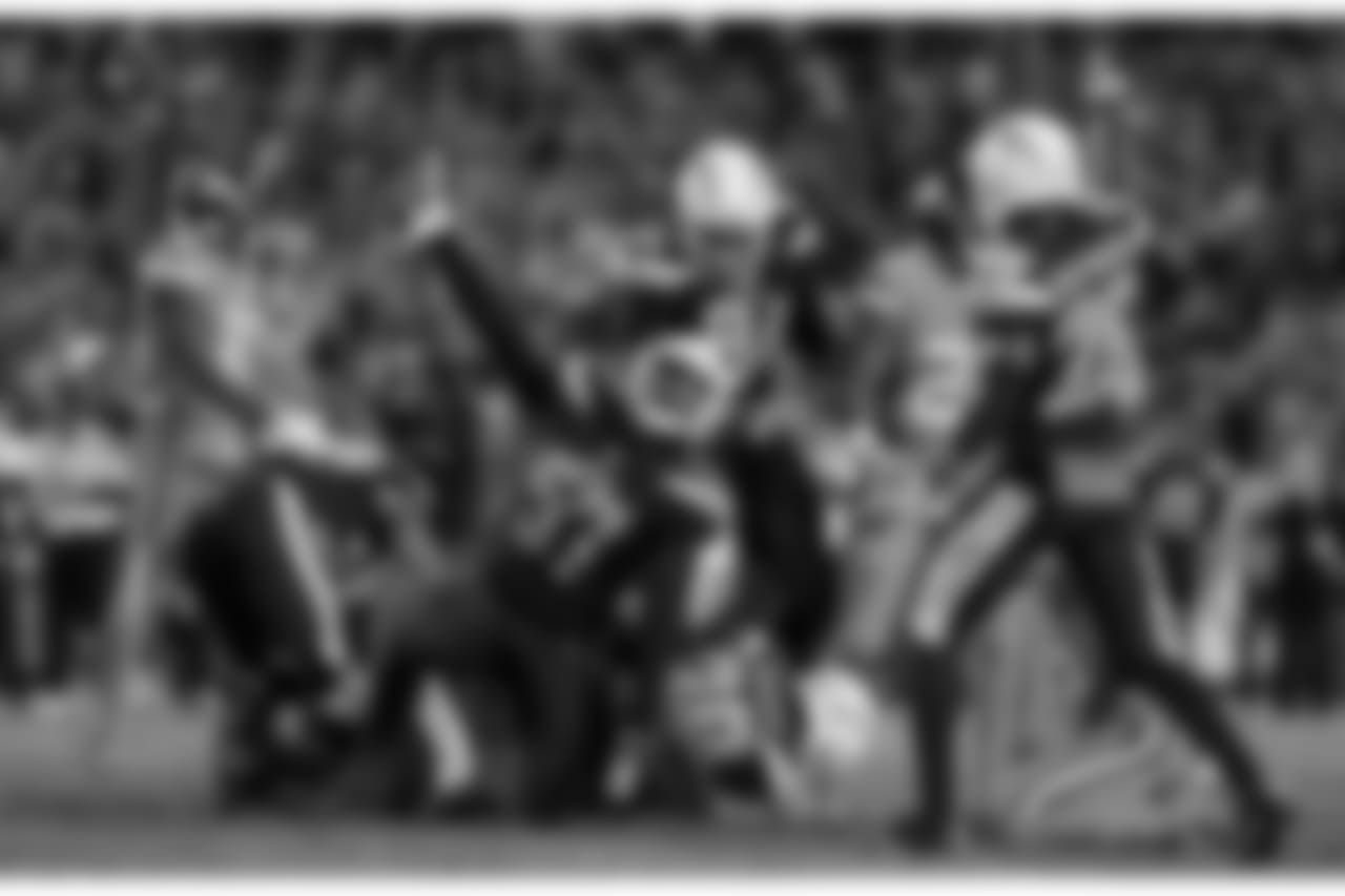 101316_denvssd_gr_238_0.jpg