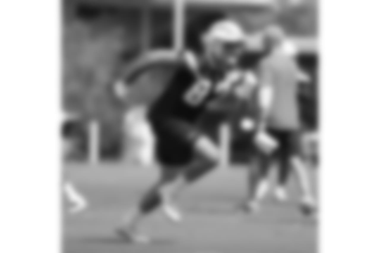 82 TE Cole Hunt