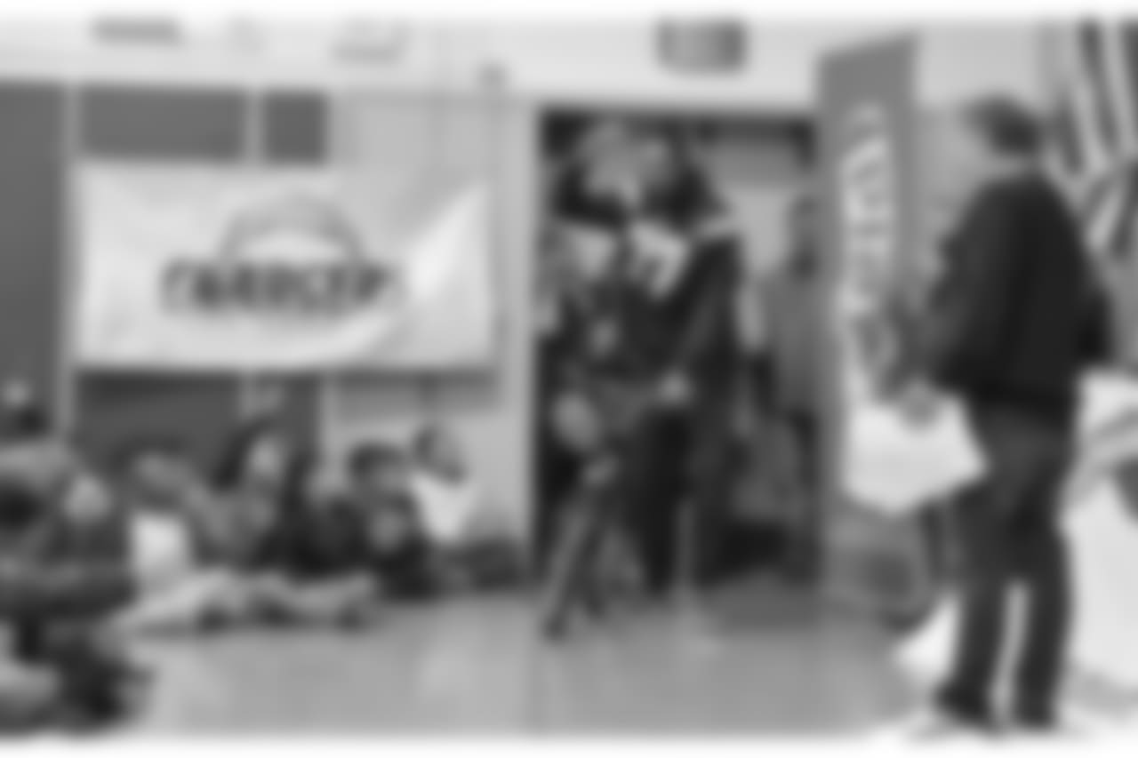 120517_bikegiveaway_036_0.jpg