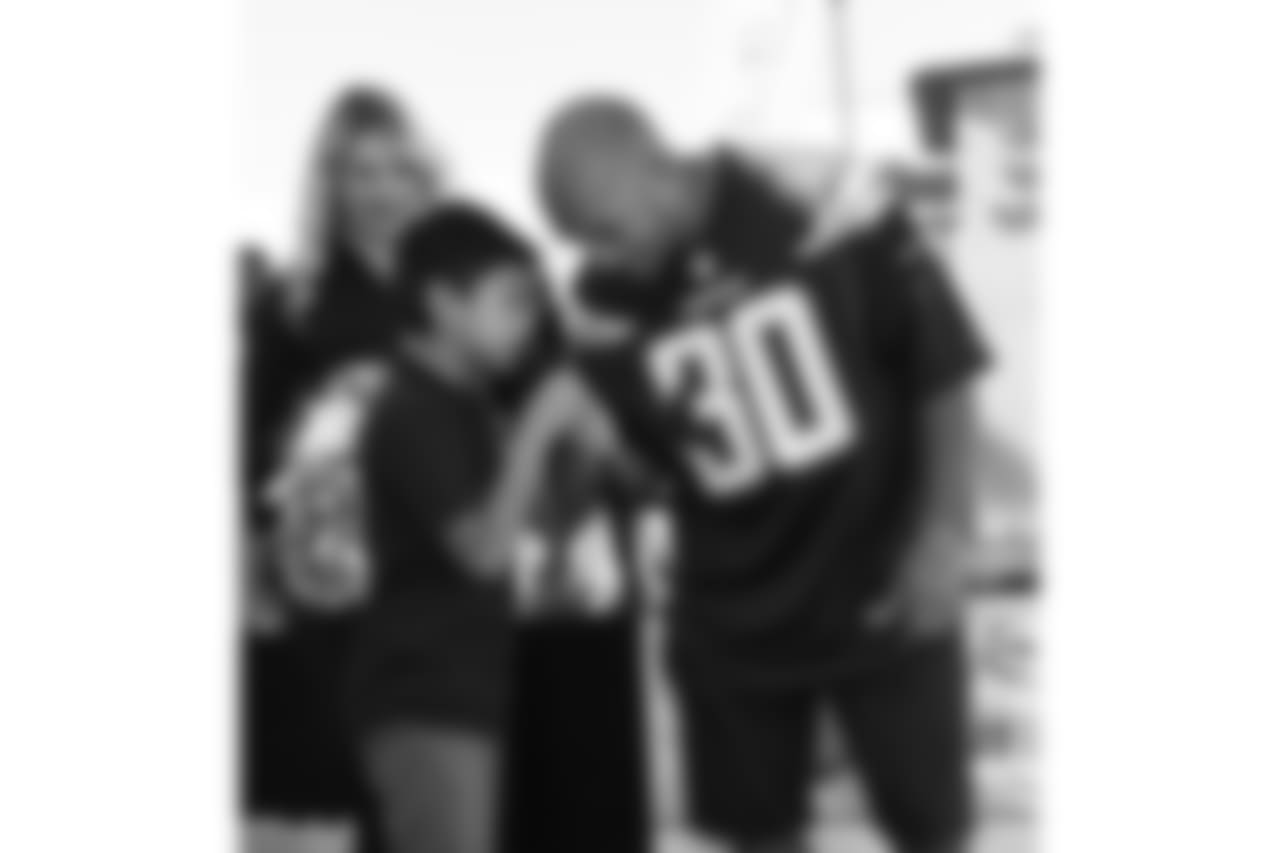 102417_play60_milk_070.jpg