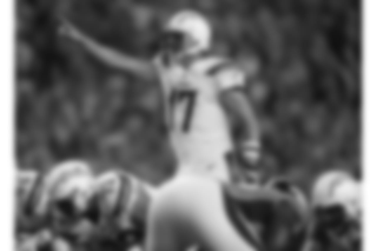 Los Angeles Chargers quarterback Philip Rivers (17) makes a call against the Denver Broncos during the first half of an NFL football game, Monday, Sept. 11, 2017, in Denver. (AP Photo/David Zalubowski)