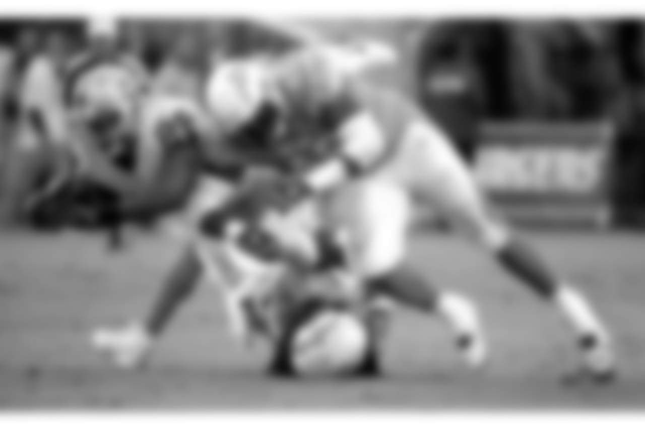 46 DE Chris Landrum