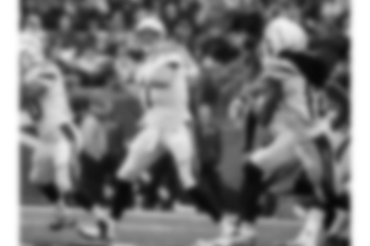 102917_lacvsne_441.jpg