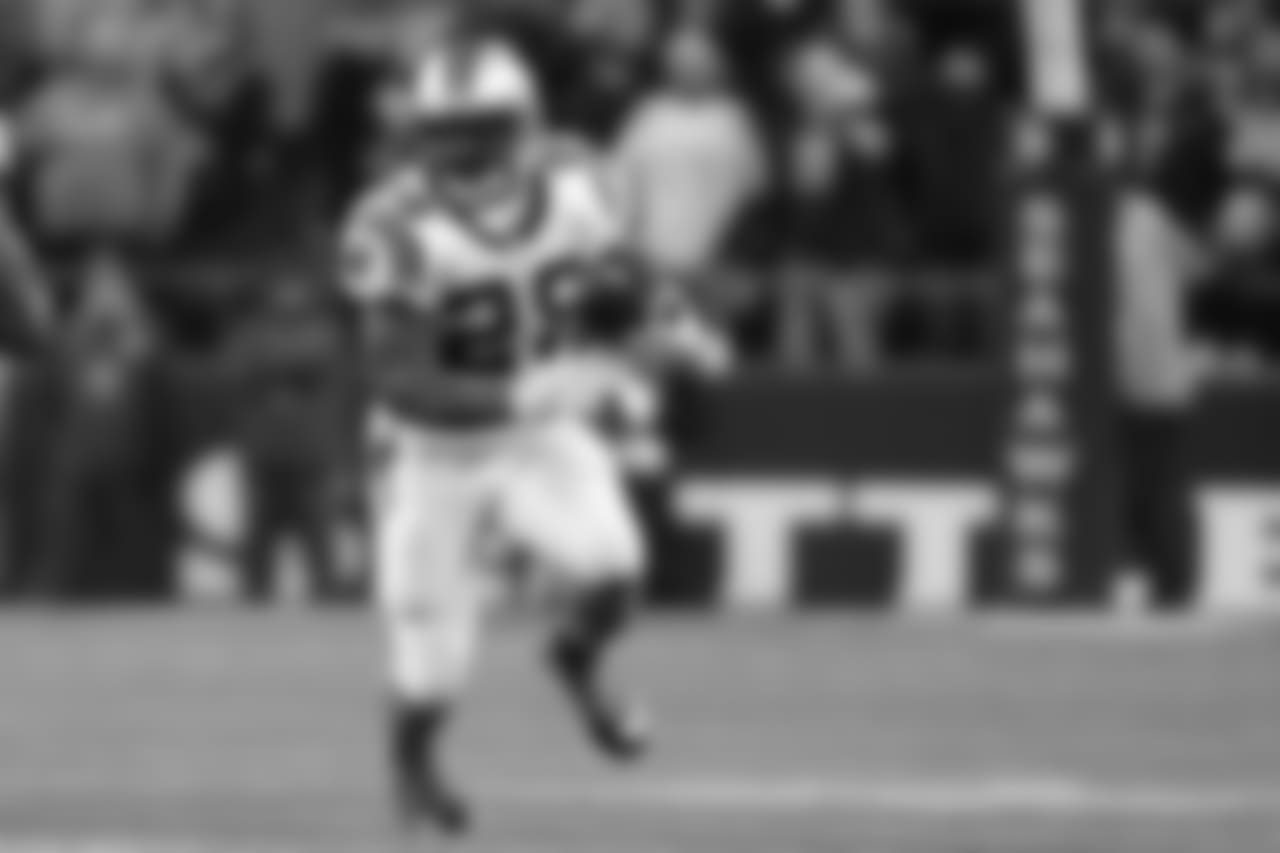 11_rb_jonathan_stewart.jpg