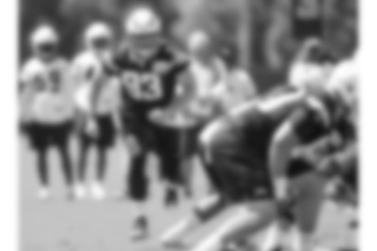 83 TE Braedon Bowman