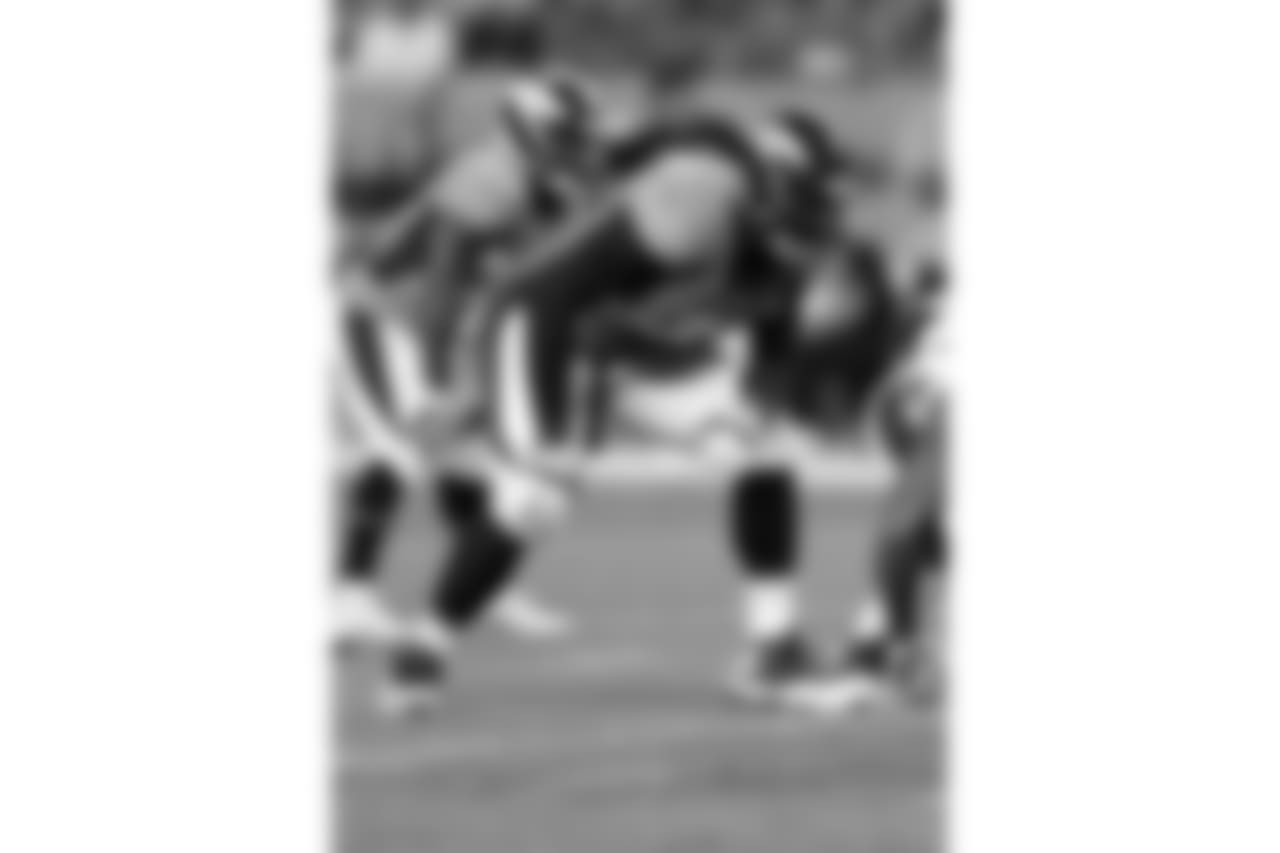Denver Broncos offensive tackle Donald Stephenson (71) gets set for the snap at the line of scrimmage during the 2016 NFL week 1 regular season football game against the Carolina Panthers on Thursday, Sept. 8, 2016 in Denver. The Broncos won the game 21-20. (Paul Spinelli via AP)