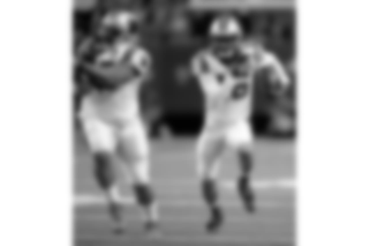 13_wr_philly_brown.jpg