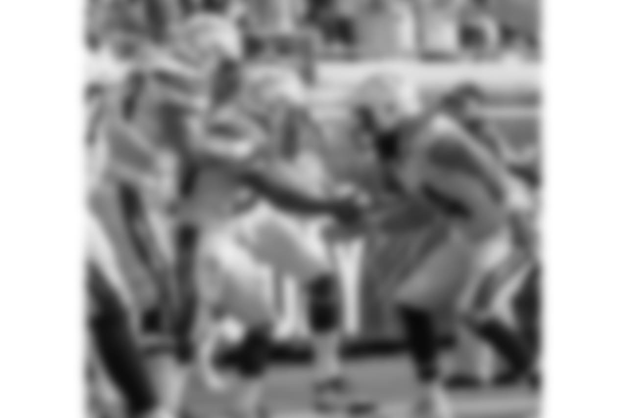 111217_lacvsjax_349.jpg
