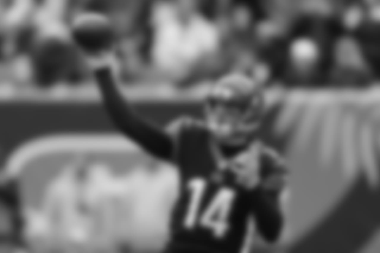 Cincinnati Bengals quarterback Andy Dalton passes in the first half of an NFL football game against the Chicago Bears, Sunday, Dec. 10, 2017, in Cincinnati. (AP Photo/Gary Landers)