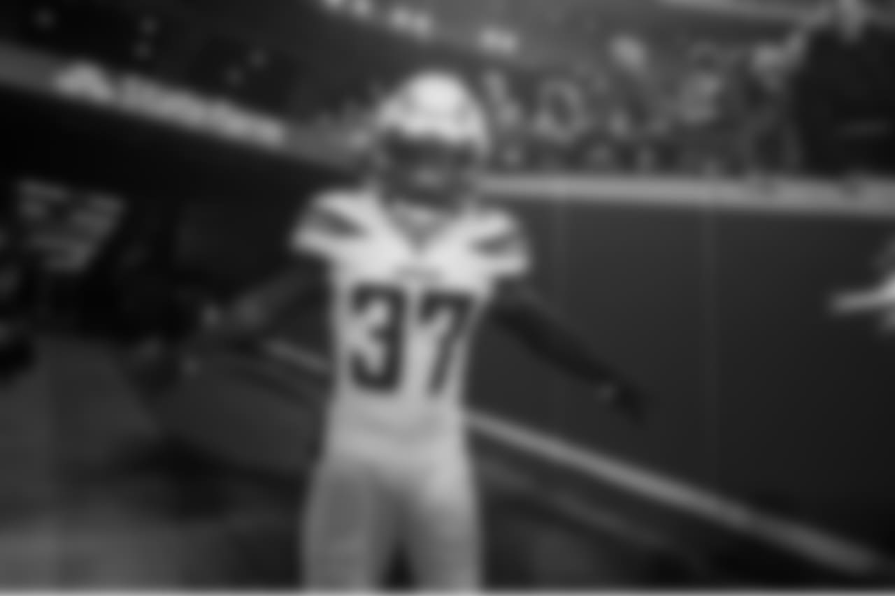 Los Angeles Chargers vs. the Kansas City Chiefs at Arrowhead Stadium on Saturday, Dec. 16, 2017. The Chiefs won 30-13.