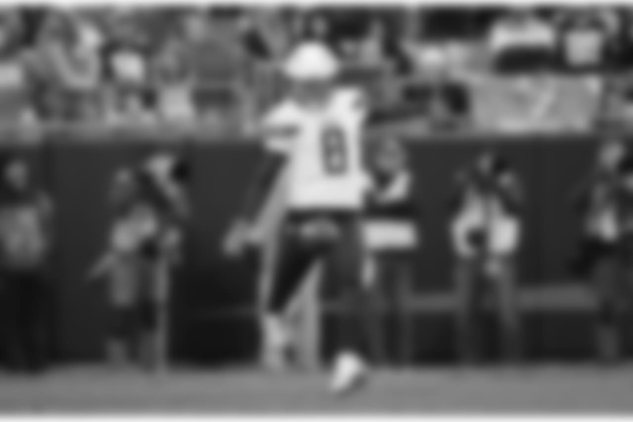 Chargers lose 16-28 to the Carolina Panthers at Bank of America Stadium.