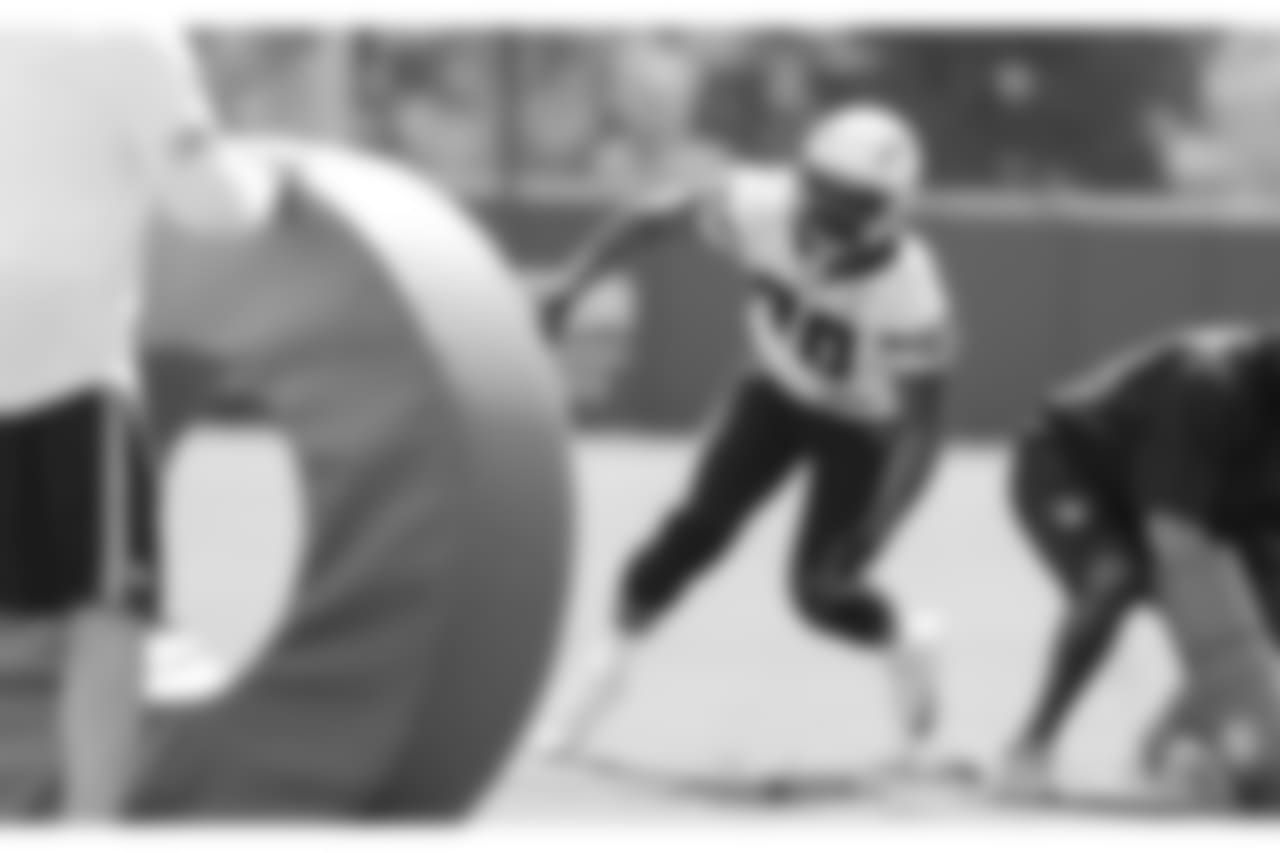 90 DE Whitney Richardson