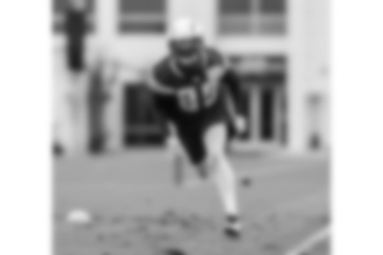 89 WR J.J. Jones
