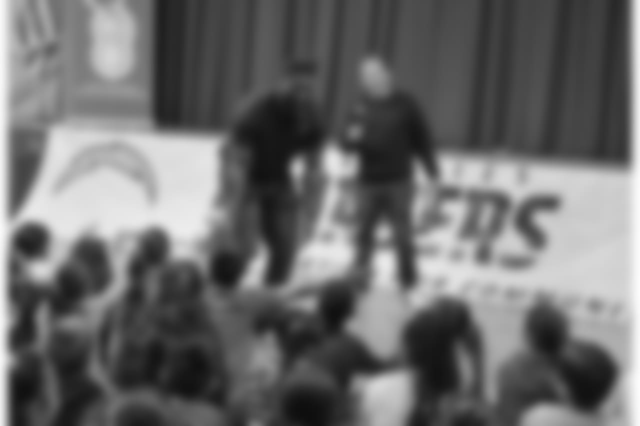 120517_bikegiveaway_015_0.jpg