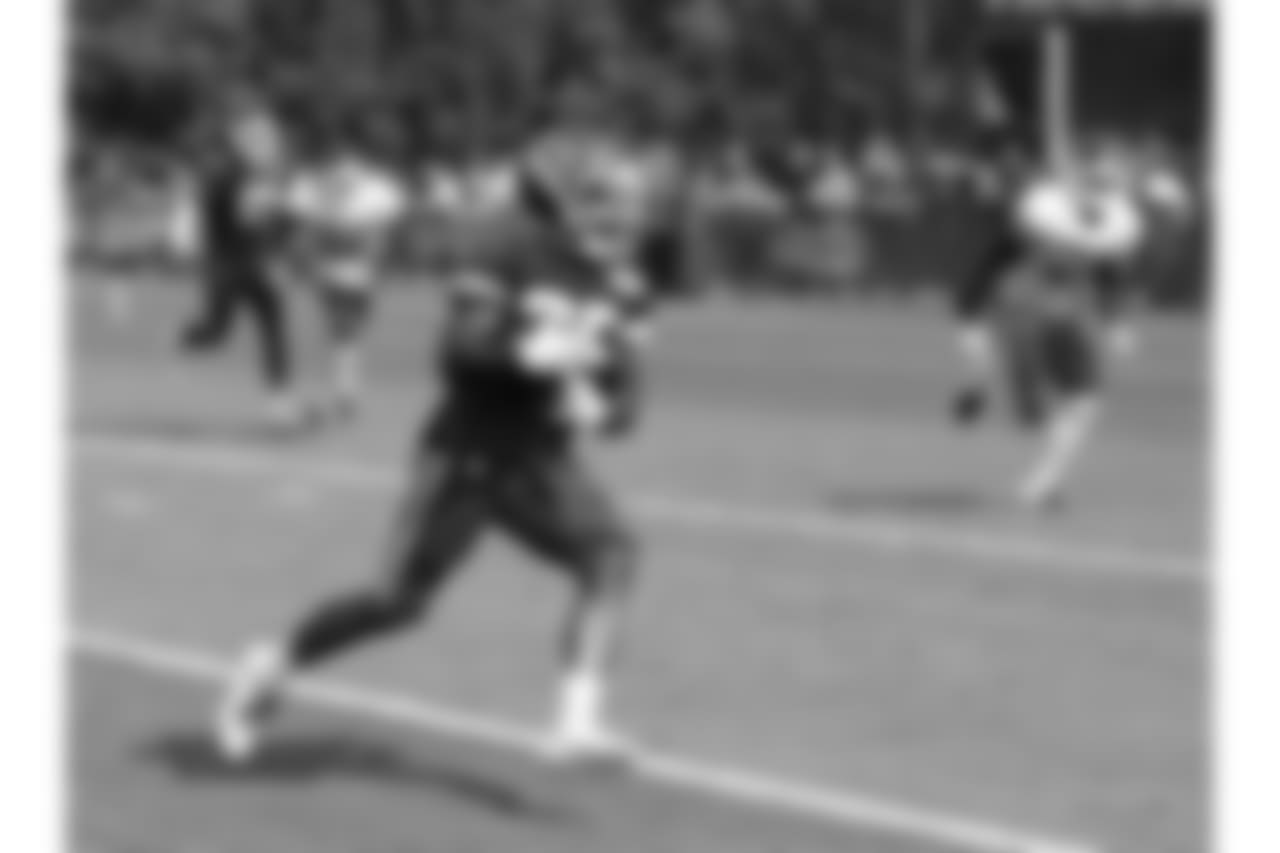 Kansas City Chiefs running back Kerwynn Williams (25) during practice on 8/5/18 at Chiefs Training Camp at Missouri Western State University in St. Joseph, Missouri.
