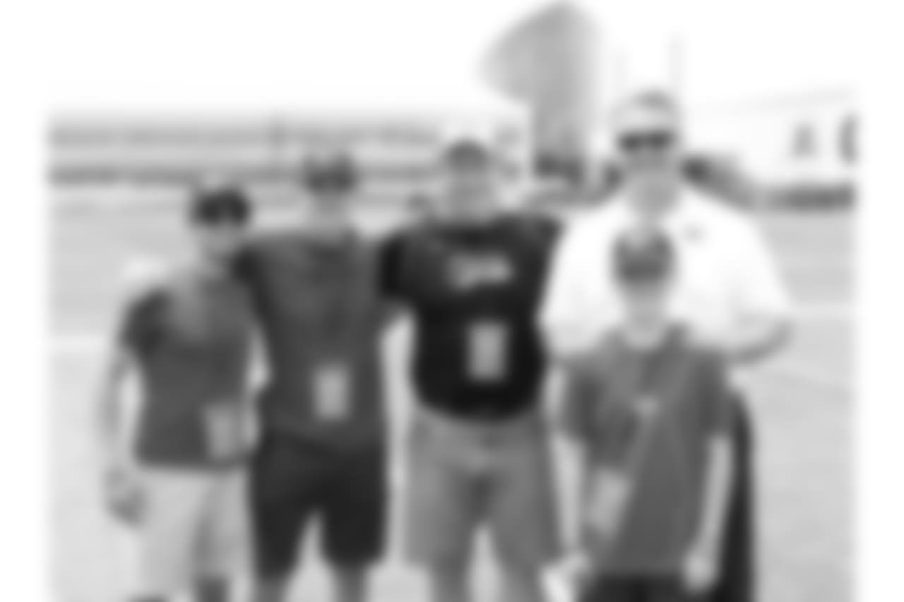 Kansas City Chiefs fans got their first look at the Chiefs in action at a live practice during Minicamp on Wednesday.