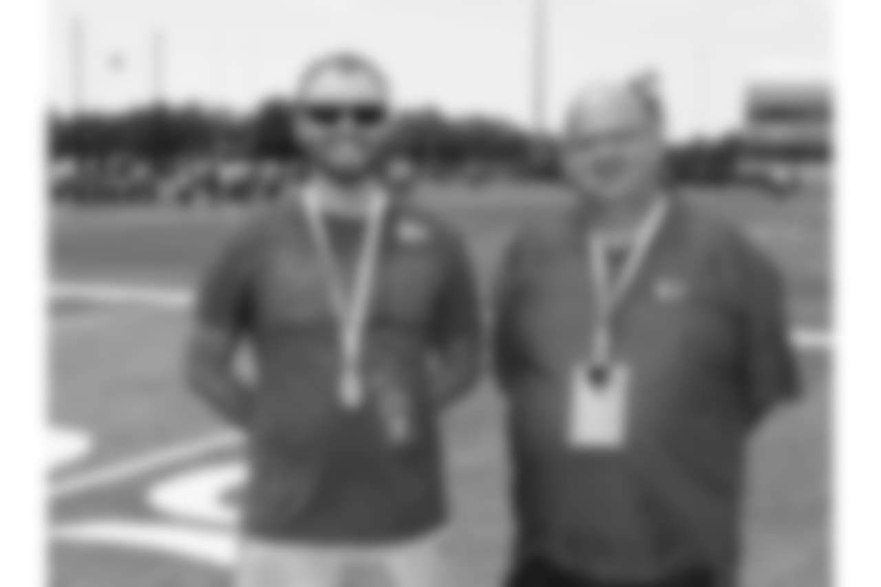 Kansas City Chiefs fans got their first look at the Chiefs in action at a live practice during Minicamp on Wednesday.