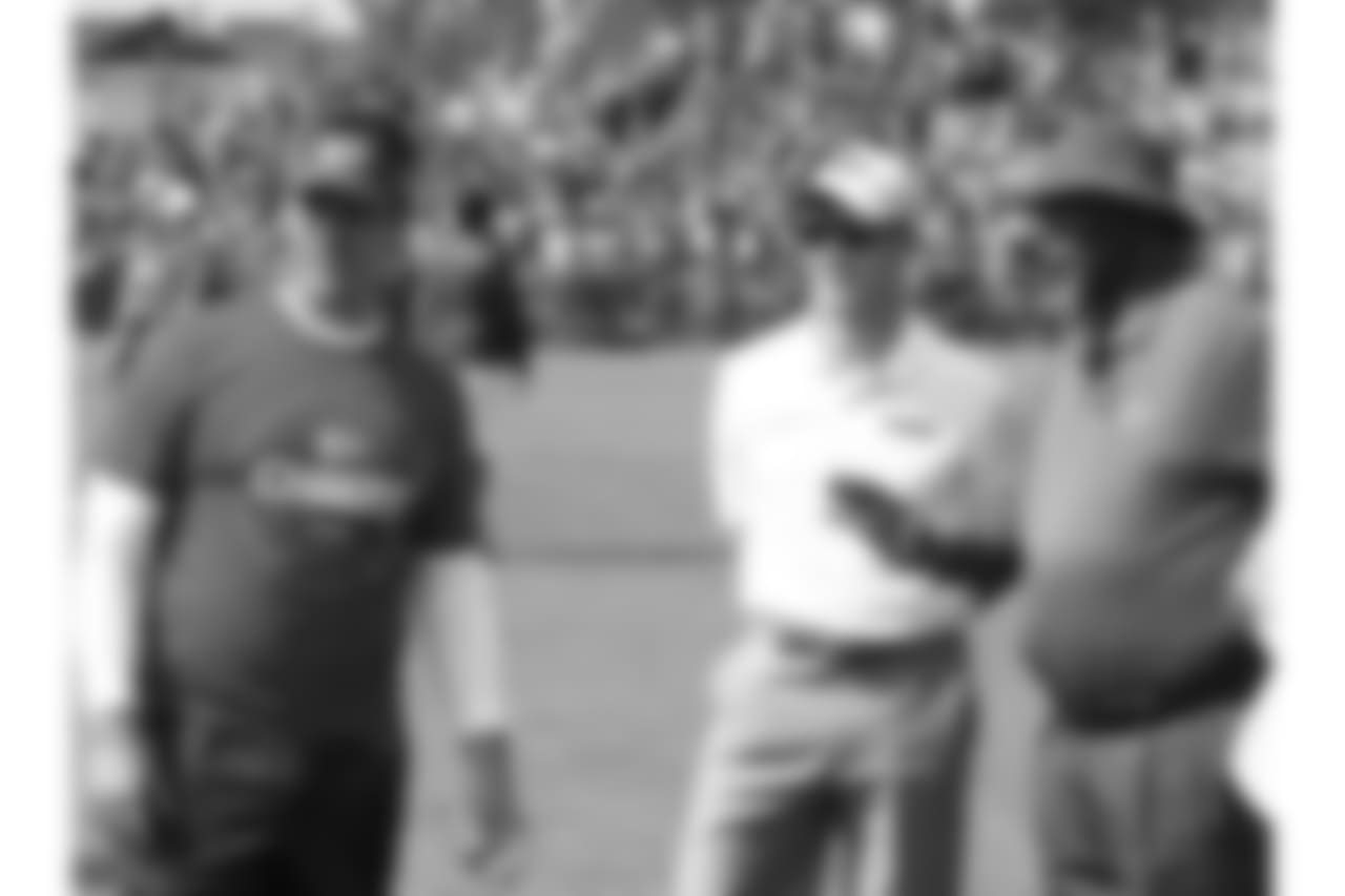 Brett Veach Clark Hunt and Kansas City Mayor Sly James talk during practice 8/4/18 at Chiefs Training Camp at Missouri Western State University in St Joseph, Missouri