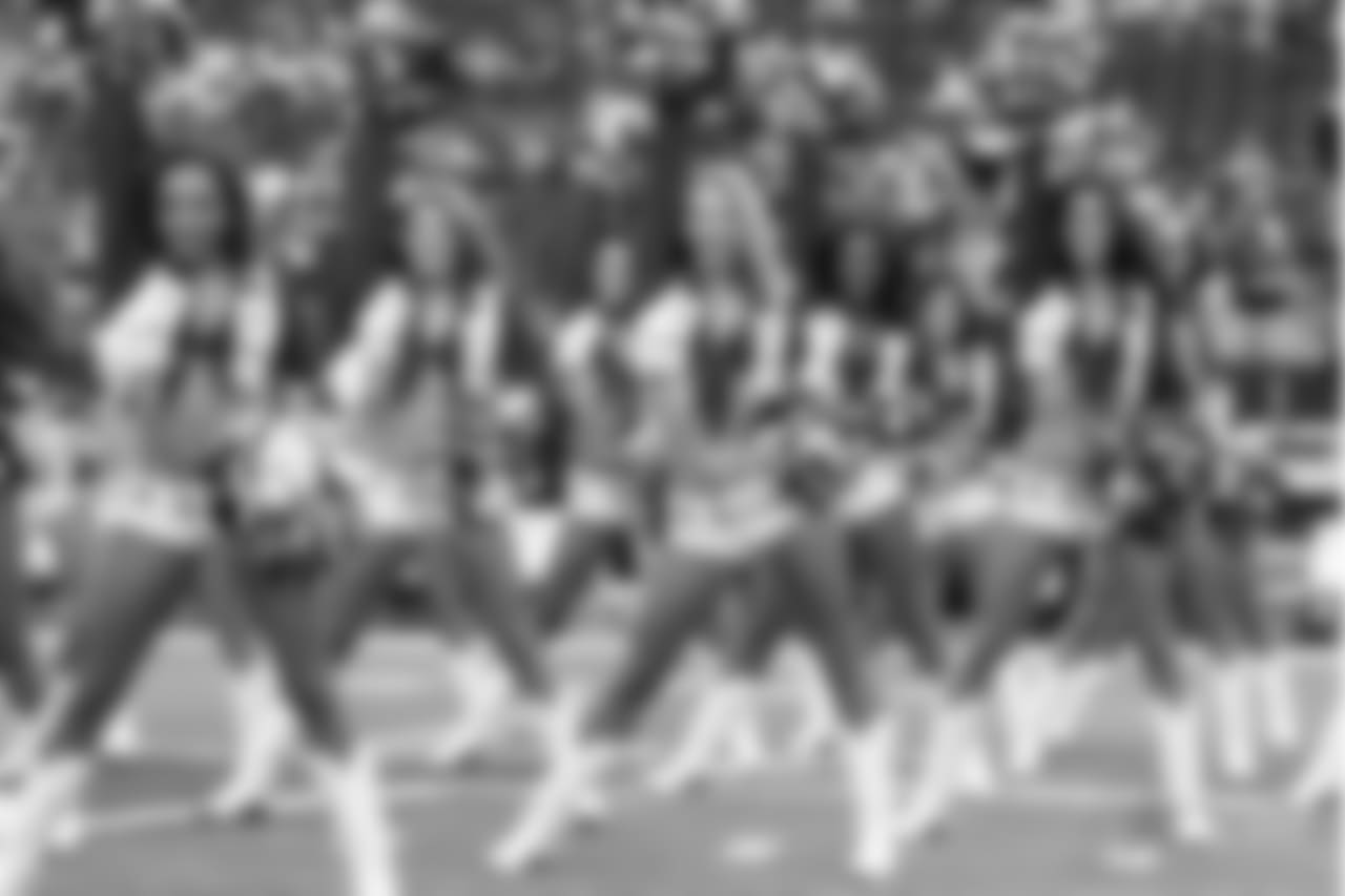 2017101_DalvLAR_cheer_Maggie (2)