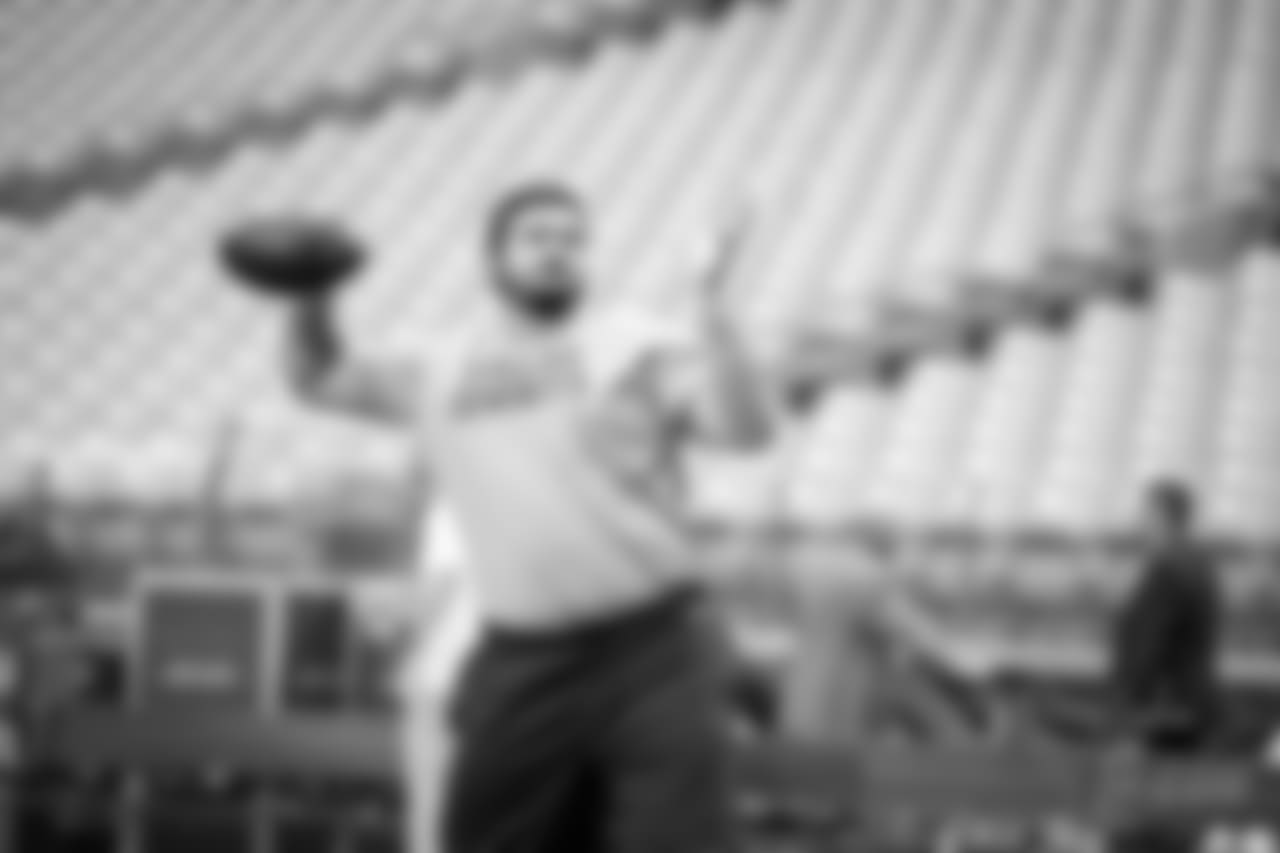 25 September 2017: Zack Martin (70)
of the Dallas Cowboys during their week 3 regular season 28-17 win over the Arizona Cardinals at University of Phoenix Stadium in Glendale, Arizona. Photo by James D. Smith/Dallas Cowboys