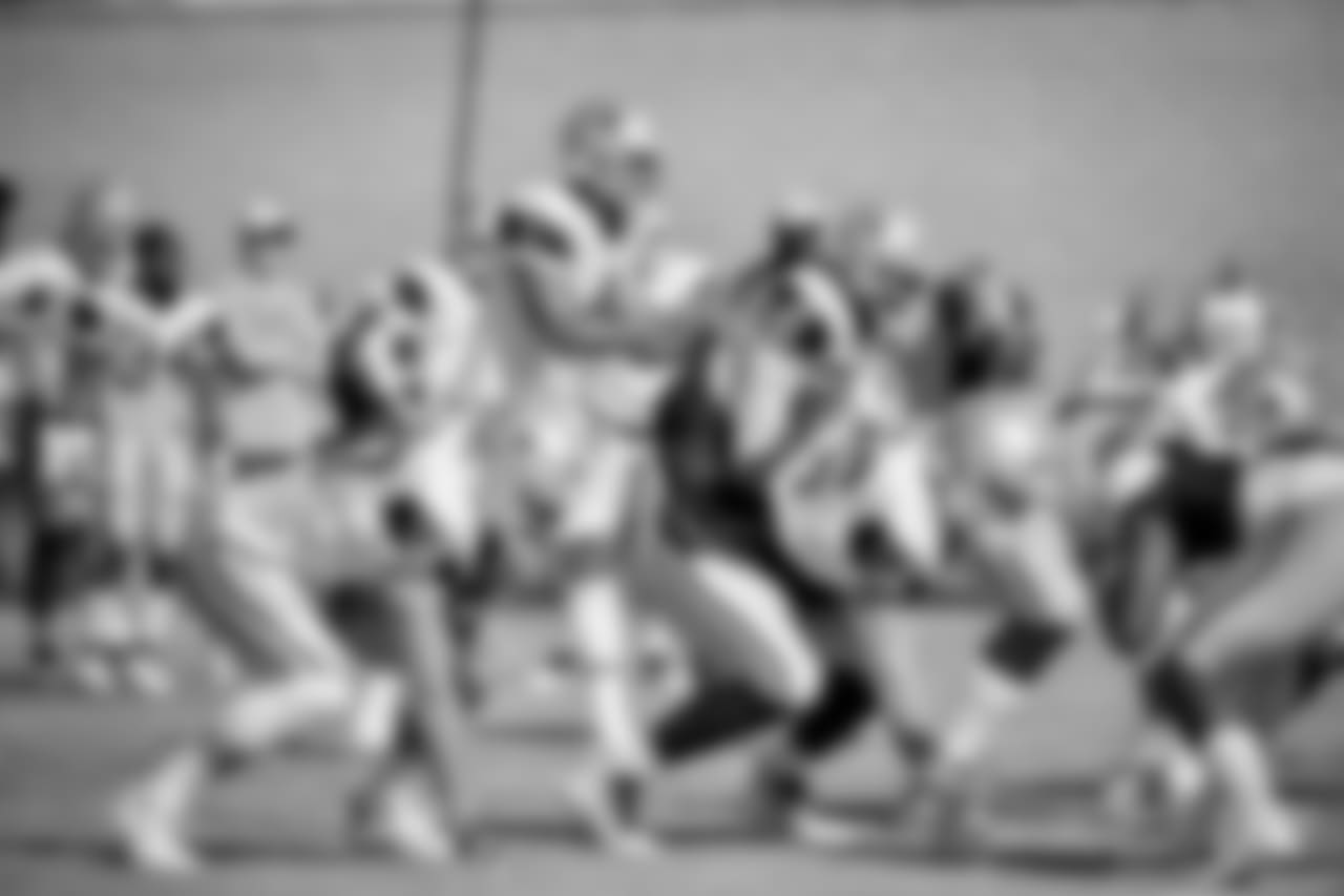 20180806_Training_Camp_Dak Prescott_Selects_JJ_005883