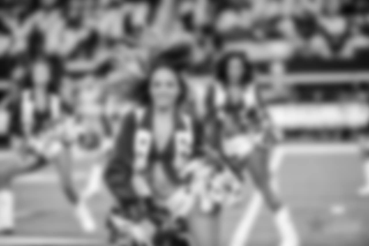 20171130_cheers_selects_jj61666_0.jpg