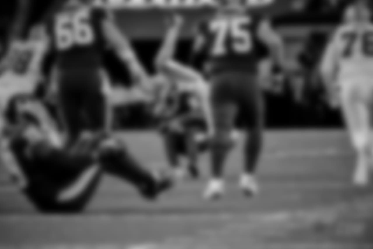20171130_anthony_hitchens_selects_jj61957.jpg