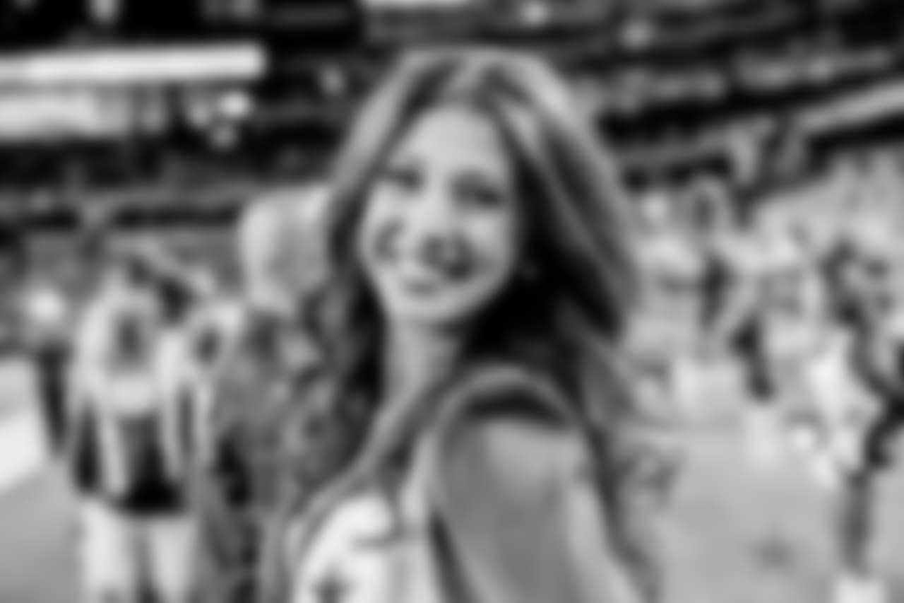 20171130_cheers_selects_jj61685-fix.jpg