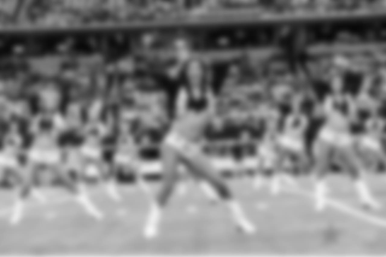 20170910_dal_cheer_selects_jj42217.jpg