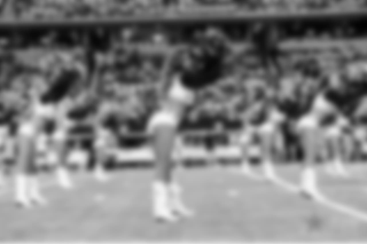 20170910_dal_cheer_selects_jj42218.jpg