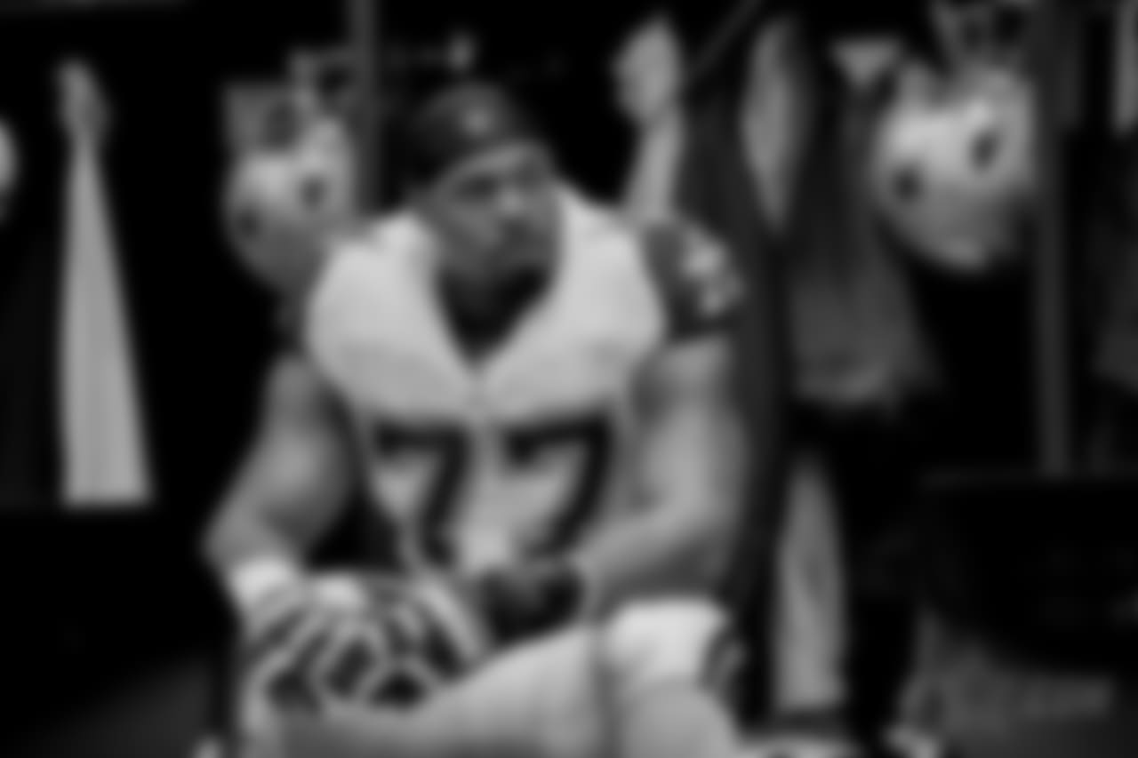 20171130_tyron_smith_selects_jj61906.jpg