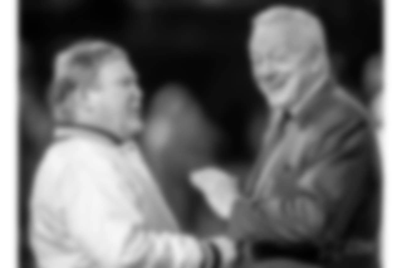 Oakland Raiders owner Mark Davis, left, talks with Dallas Cowboys owner Jerry Jones before an NFL football game between the Raiders and the Cowboys in Oakland, Calif., Sunday, Dec. 17, 2017. (AP Photo/Ben Margot)