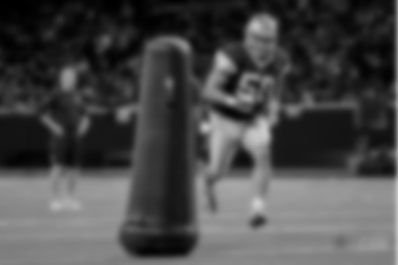 20170828_dal_sean_lee_selects_jj37950.jpg